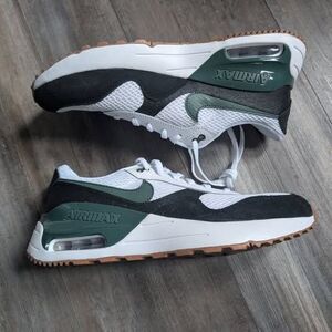 Nike Air Max SYSTM Grade School Boys Shoes Size 7Y WHITE/VINTAGE GREEN-BLACK